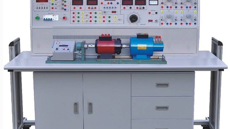 电化学储能成套设备：揭秘报价背后的关键因素**
